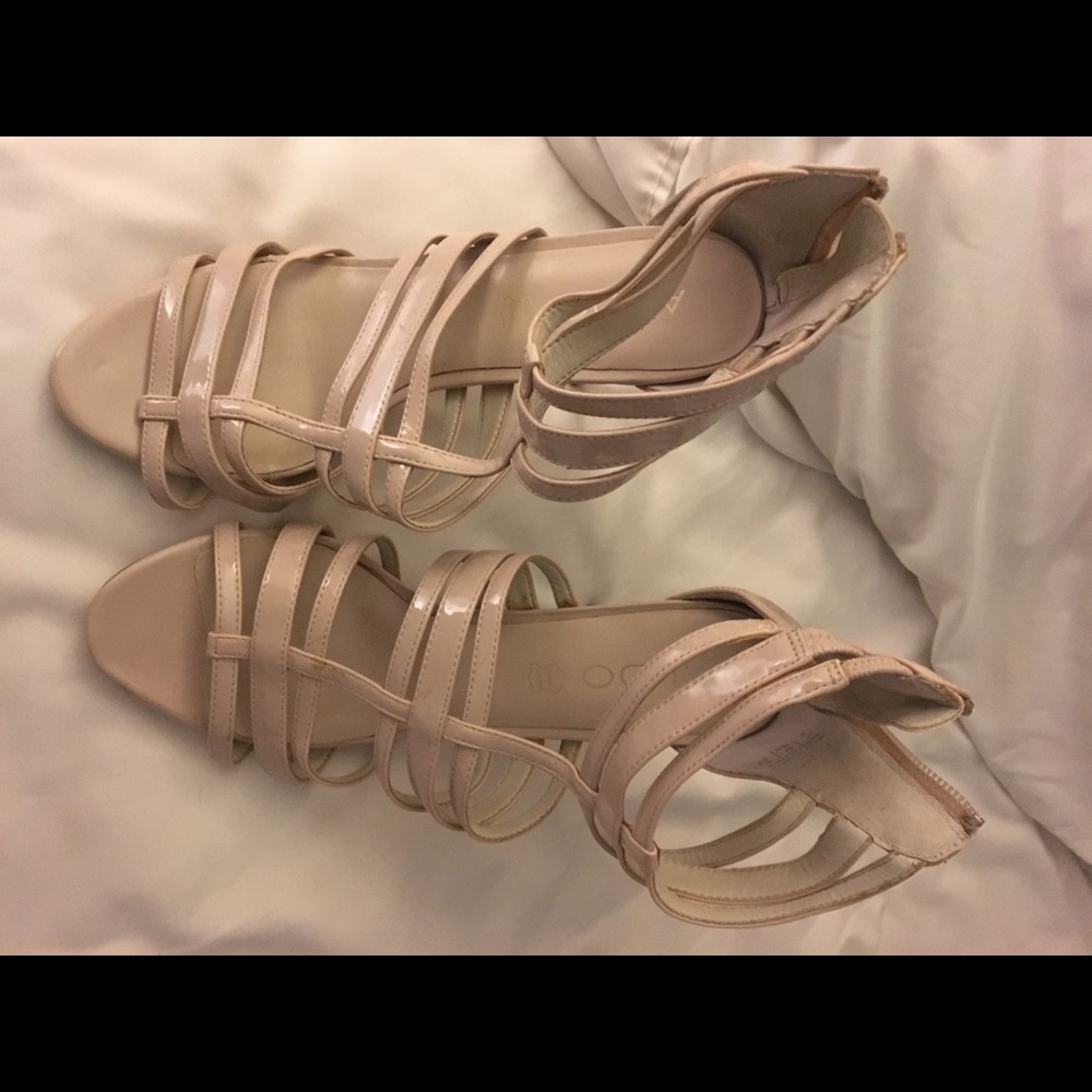 Aldo cream heels
